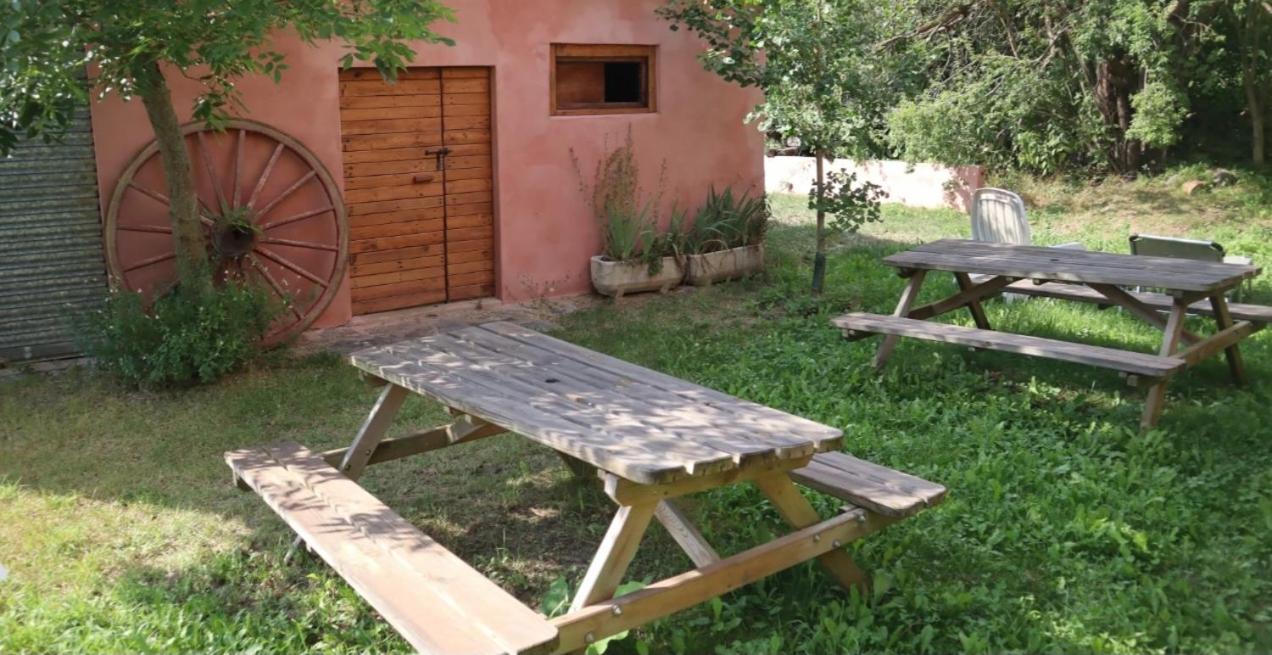 플라놀레스 Cal Calau Vega B&B 외부 사진